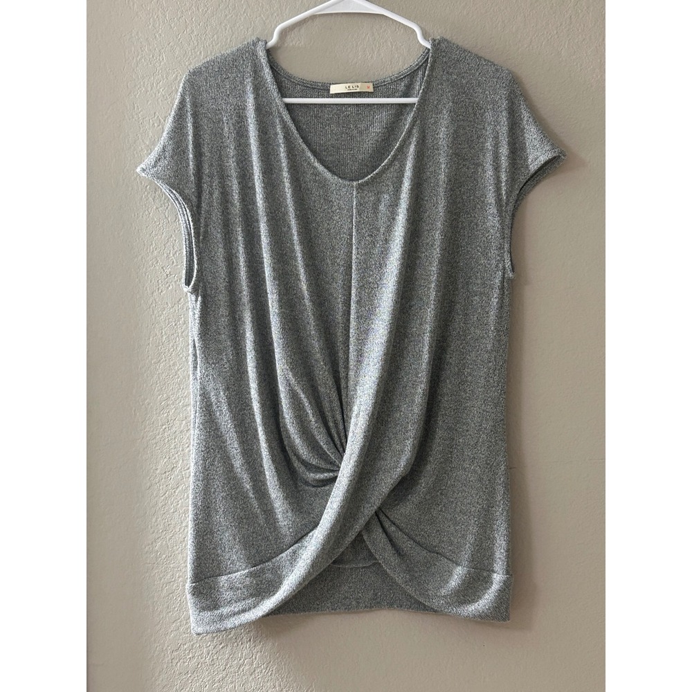 Le Lis Women Gray Twist Front V-Neck Short Sleeve Knit Top Blouse Size M T6770